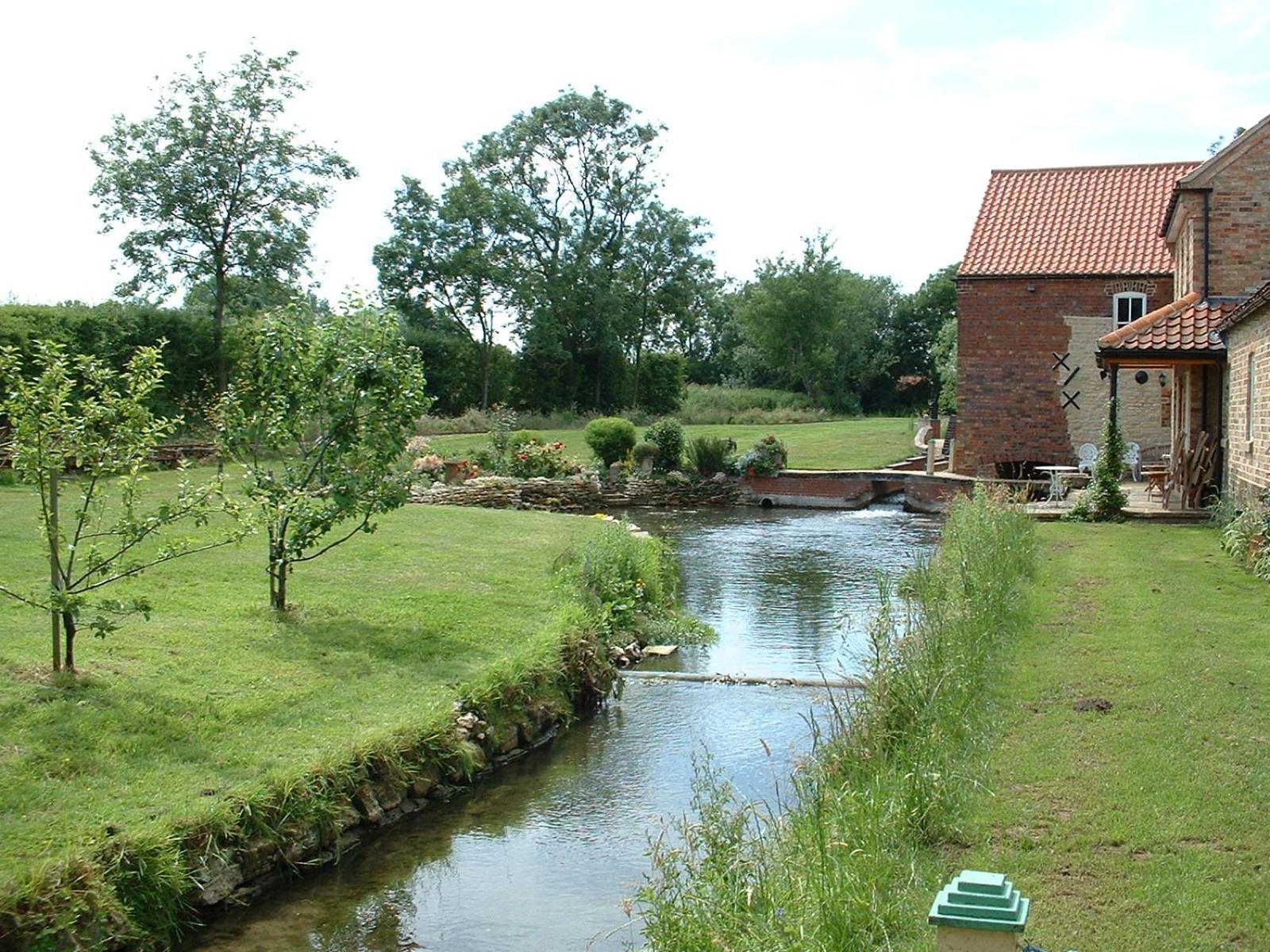 Watermill Farm Cottages Metheringham Extérieur photo